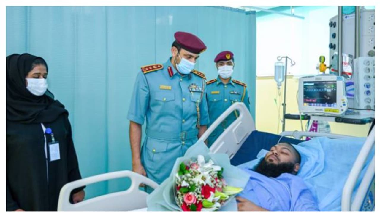 യുഎഇയില്‍ പൊലീസ് ബസ് അപകടത്തില്‍പ്പെട്ടു; ഡ്രൈവര്‍ മരിച്ചു, ആറുപേര്‍ക്ക് പരിക്ക്