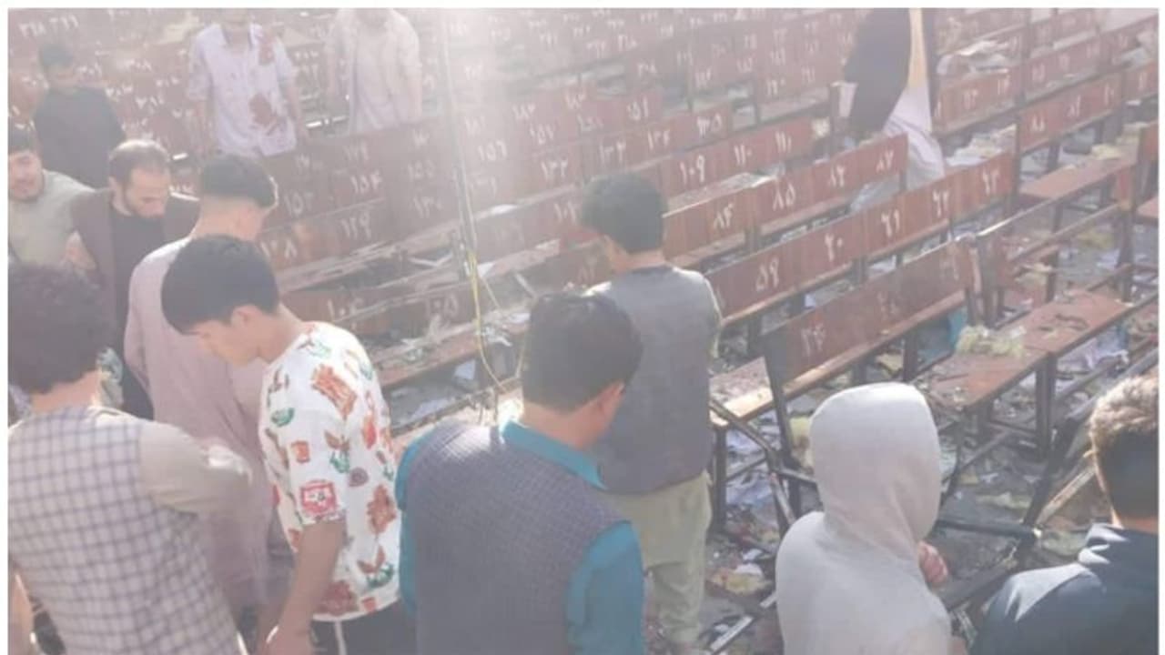 ఆఫ్గనిస్తాన్ స్కూల్లో ఆత్మాహుతి దాడి.. 100కుపైగా విద్యార్థులు దుర్మరణం ఆఫ్గనిస్తాన్ స్కూల్లో ఆత్మాహుతి దాడి.. 100కుపైగా విద్యార్థులు దుర్మరణం