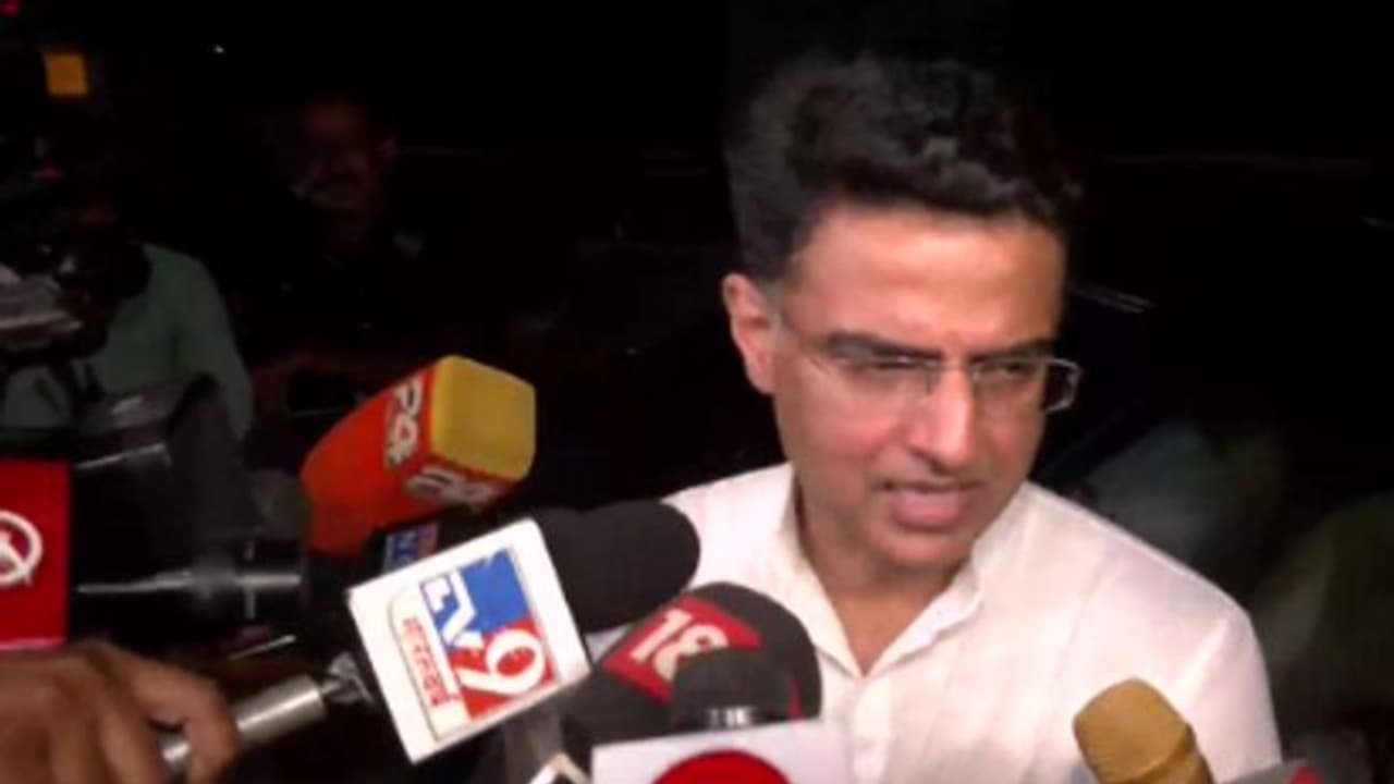 'അടുത്ത രാജസ്ഥാന് തെരഞ്ഞെടുപ്പ് ജയം ലക്ഷ്യം': സോണിയയുമായുള്ള കൂടിക്കാഴ്ച നടത്തിയ ശേഷം സച്ചിൻ പൈലറ്റ് 'അടുത്ത രാജസ്ഥാന് തെരഞ്ഞെടുപ്പ് ജയം ലക്ഷ്യം': സോണിയയുമായുള്ള കൂടിക്കാഴ്ച നടത്തിയ ശേഷം സച്ചിൻ പൈലറ്റ്