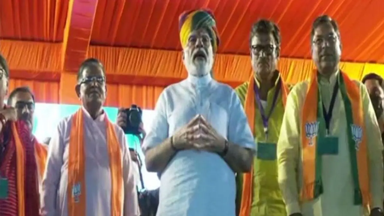 क्यों मोदी ने बिना माइक और लाउडस्पीकर के लोगों को किया संबोधित, जीत लिया दिल 