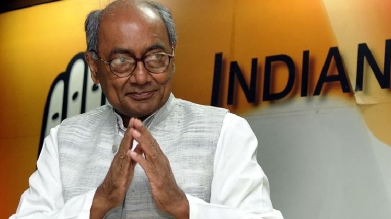 कांग्रेस अध्यक्ष पद की रेस से बाहर हुए तो दिग्विजय ने किया ट्वीट, लिखा 'चाह गई चिंता मिटी', जानिए इसके मायने कांग्रेस अध्यक्ष पद की रेस से बाहर हुए तो दिग्विजय ने किया ट्वीट, लिखा 'चाह गई चिंता मिटी', जानिए इसके मायने