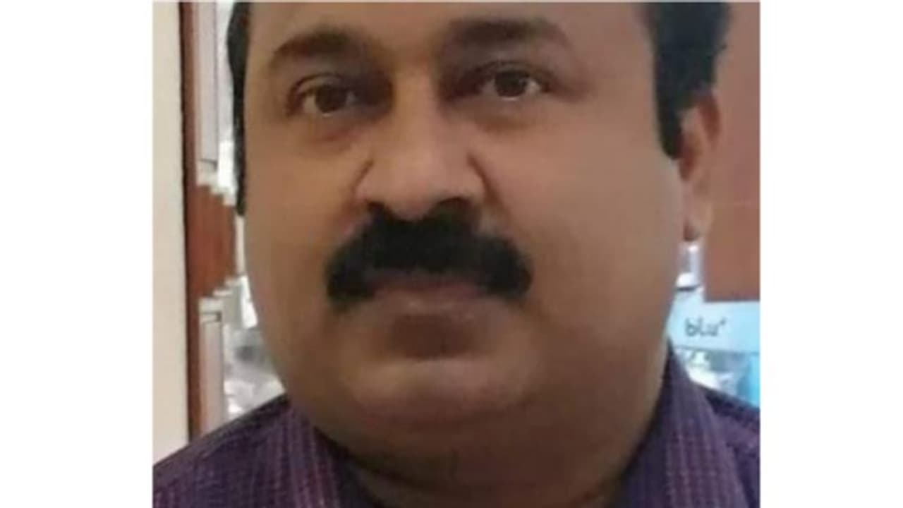 പക്ഷാഘാതം ബാധിച്ച് ചികിത്സയിലായിരുന്ന പ്രവാസി മലയാളി മരിച്ചു പക്ഷാഘാതം ബാധിച്ച് ചികിത്സയിലായിരുന്ന പ്രവാസി മലയാളി മരിച്ചു