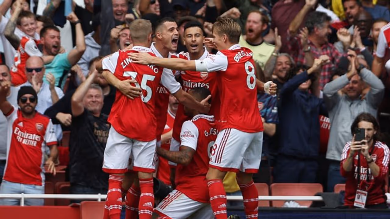 ടോട്ടനത്തെ തകര്‍ത്ത് ആഴ്‌സനല്‍, പ്രീമിയര്‍ ലീഗില്‍ ഒന്നാം സ്ഥാനത്ത്; ഫ്രഞ്ച് ലീഗില്‍ പിഎസ്ജി ഇന്നിറങ്ങും