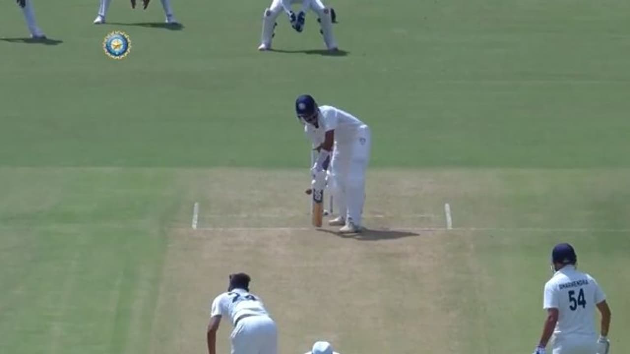 ഉനദ്ഘട്ടിന്‍റെ കിളി പാറിയ ഉമ്രാന്‍ മാലിക്കിന്‍റെ മൂളിപ്പറക്കുന്ന യോര്‍ക്കര്‍ വീഡിയോ