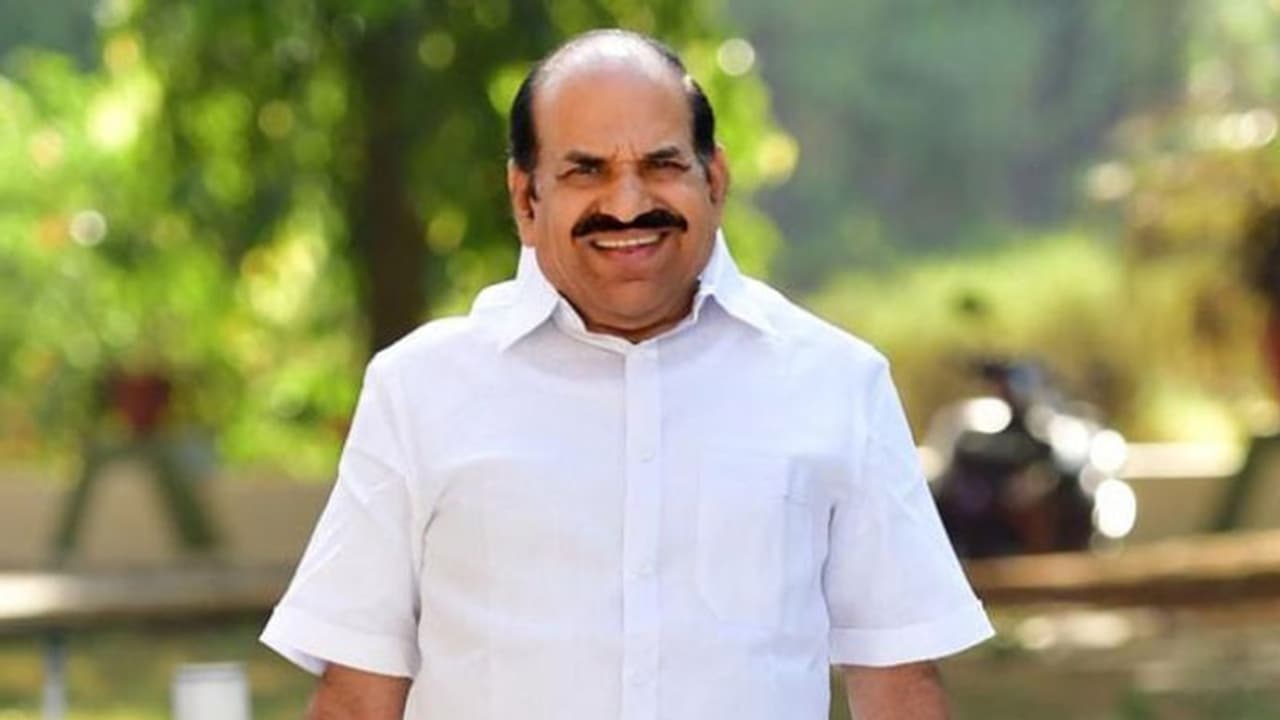 കോടിയേരി ബാലകൃഷ്ണന്റെ ഓർമ്മകൾക്ക് ഇന്ന് രണ്ടാണ്ട്; വെങ്കലപ്രതിമ മുഖ്യമന്ത്രി അനാച്ഛാദനം ചെയ്യും കോടിയേരി ബാലകൃഷ്ണന്റെ ഓർമ്മകൾക്ക് ഇന്ന് രണ്ടാണ്ട്; വെങ്കലപ്രതിമ മുഖ്യമന്ത്രി അനാച്ഛാദനം ചെയ്യും