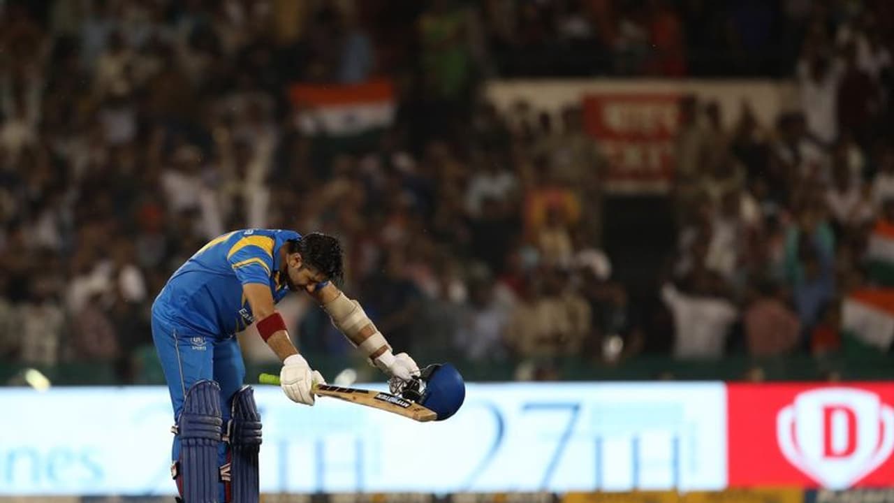 റോഡ് സേഫ്റ്റി സീരീസ് ഫൈനല്‍: വെടിക്കെട്ട് സെഞ്ചുറിയുമായി ഓജ, ശ്രീലങ്ക ലെജന്‍ഡ്സിന് 196 റണ്‍സ് വിജയലക്ഷ്യം