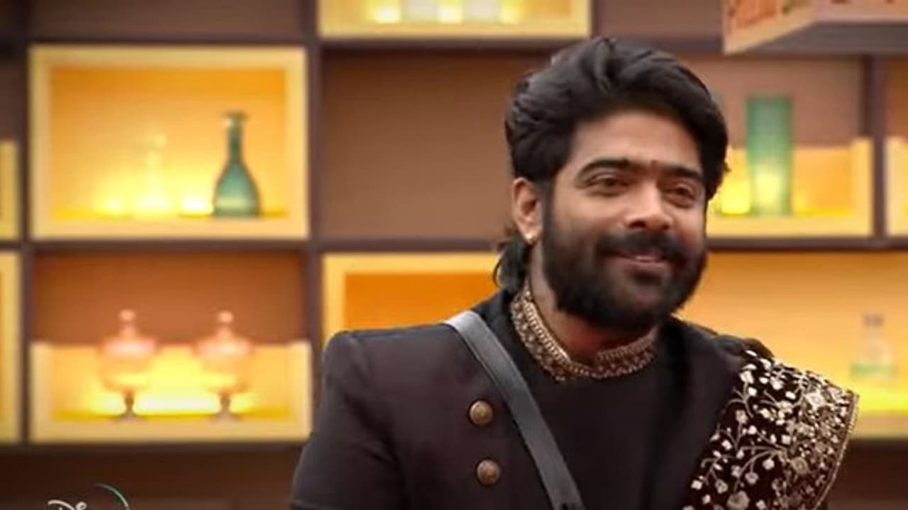 Bigg Boss Telugu 6: అమ్మ కోరిక మేరకు లుక్ మార్చేసిన రేవంత్... భార్య విషయంలో పాపం నిరాశ! Bigg Boss Telugu 6: అమ్మ కోరిక మేరకు లుక్ మార్చేసిన రేవంత్... భార్య విషయంలో పాపం నిరాశ!