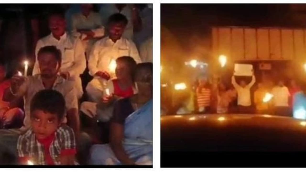 இருளில் மூழ்கிய புதுச்சேரி.! வீதிக்கு வந்த மக்கள்... முதல்வர் தொகுதியில் தீப்பந்தம் ஏந்தி போராட்டம்...! இருளில் மூழ்கிய புதுச்சேரி.! வீதிக்கு வந்த மக்கள்... முதல்வர் தொகுதியில் தீப்பந்தம் ஏந்தி போராட்டம்...!