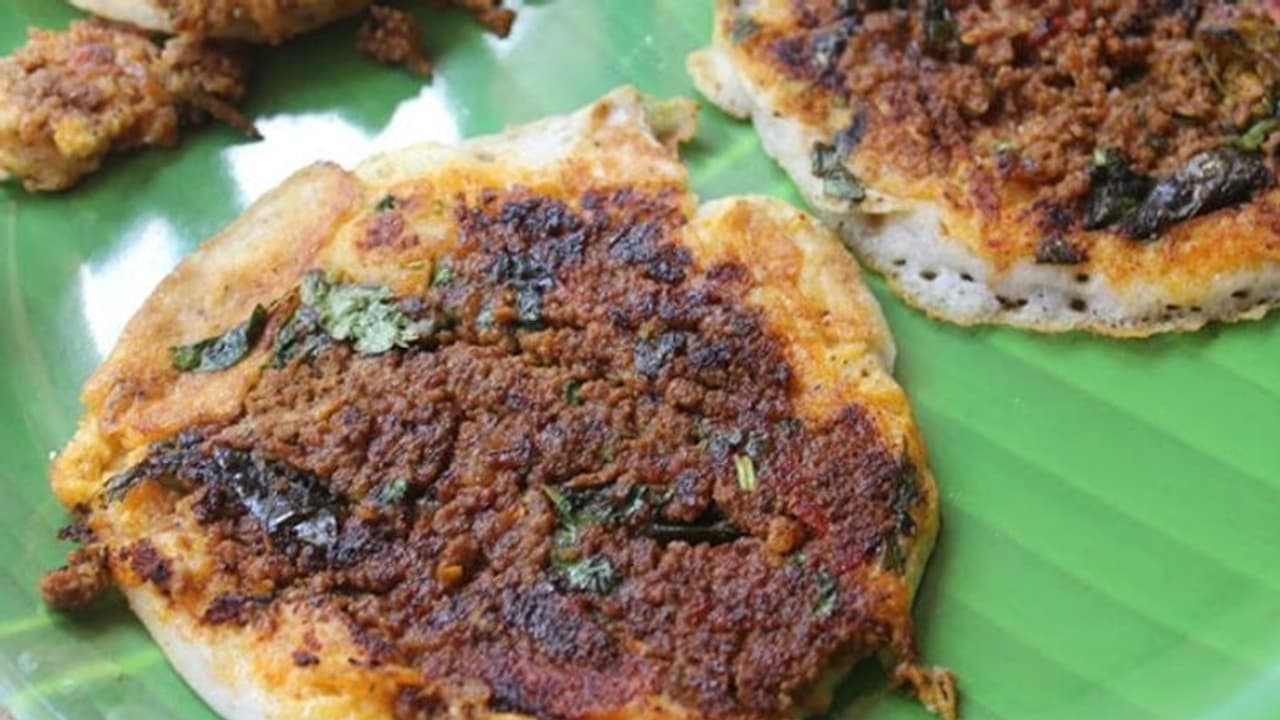 Madurai Kari Dosa : மணக்கும் மதுரை கறி தோசை! 