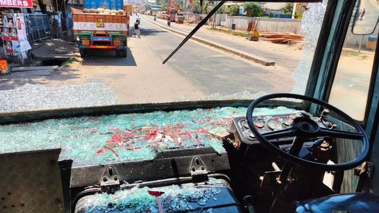 'സിസിടിവി ദൃശ്യങ്ങളുടെ സഹായം', ഹർത്താലിനിടെ നാട്ടികയിൽ കെഎസ്ആർടിസി ആക്രമിച്ച കേസിൽ രണ്ടാം പ്രതിയും അറസ്റ്റിൽ