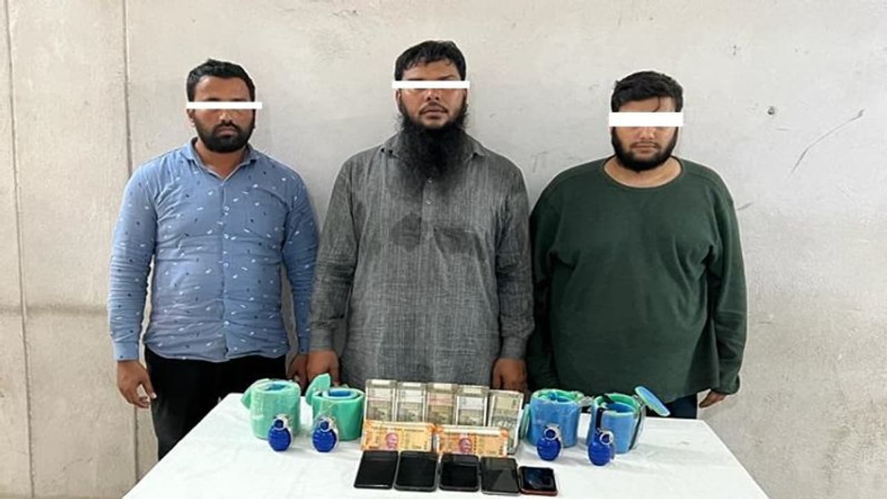 హైద్రాబాద్ పేలుళ్ల కుట్ర కేసు: కీలక విషయాలను గుర్తించిన పోలీసులు 