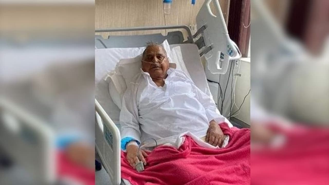 কেমন রয়েছেন মুলায়ম সিং যাদব, হাসপাতালে ২৪ ঘন্টা পর্যবেক্ষণে বিশেষজ্ঞ চিকিৎসক দল কেমন রয়েছেন মুলায়ম সিং যাদব, হাসপাতালে ২৪ ঘন্টা পর্যবেক্ষণে বিশেষজ্ঞ চিকিৎসক দল