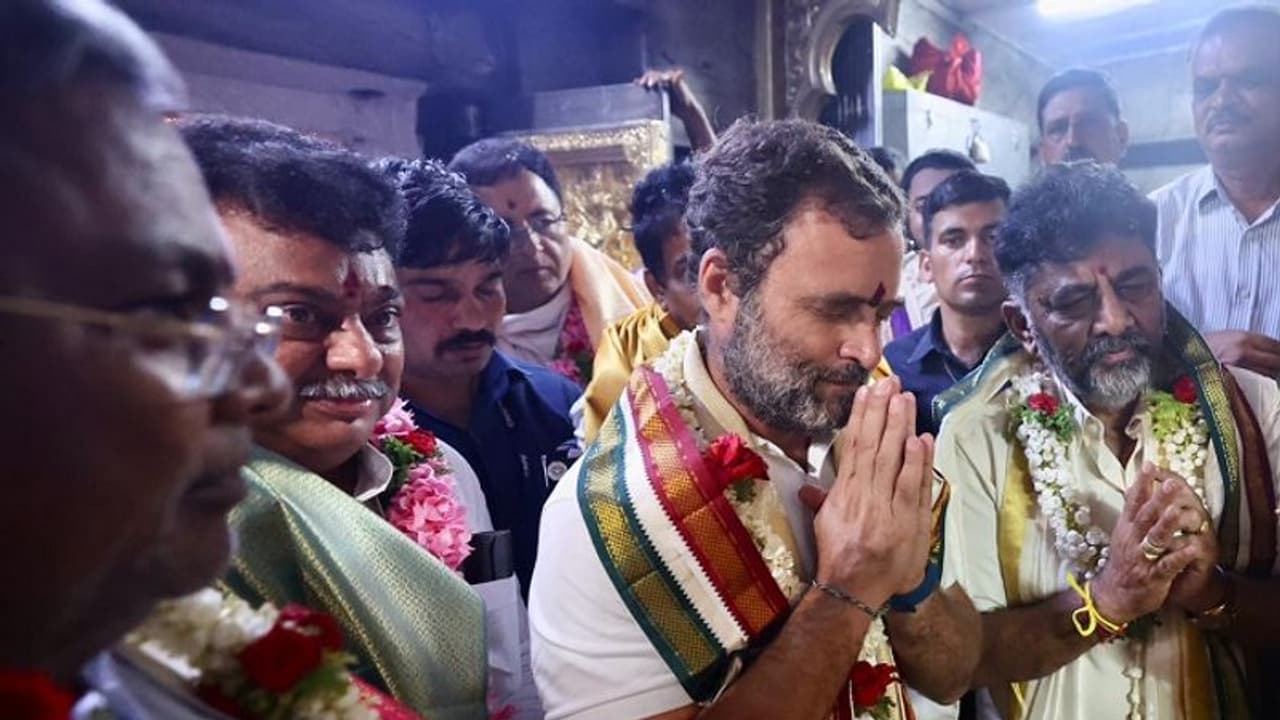 భారత్ జోడో యాత్ర: తెలంగాణలో రెండు రోజులు రాహుల్ పాదయాత్రకు బ్రేక్ భారత్ జోడో యాత్ర: తెలంగాణలో రెండు రోజులు రాహుల్ పాదయాత్రకు బ్రేక్