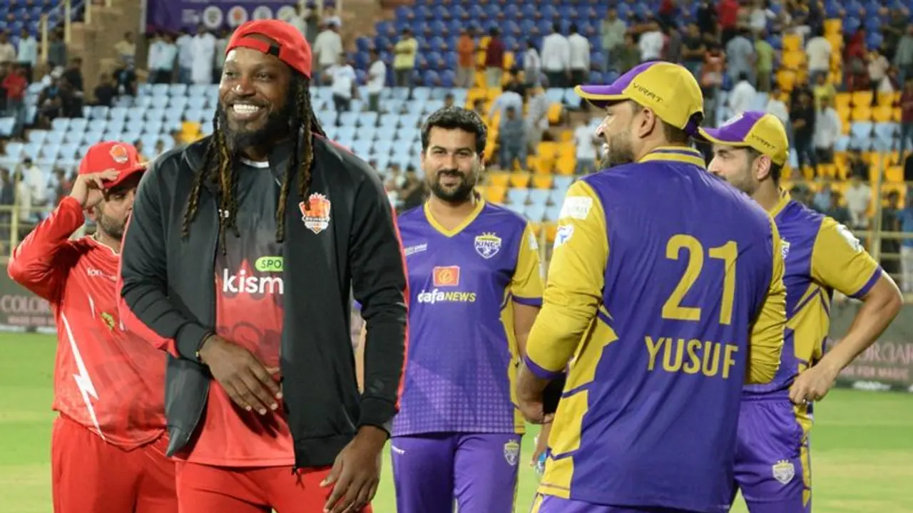 ഫിഫ ലോകകപ്പോടെ ഒന്നും അവസാനിക്കുന്നില്ല; ക്രിക്കറ്റ് മാമങ്കവും ഖത്തറിലേക്ക് ഫിഫ ലോകകപ്പോടെ ഒന്നും അവസാനിക്കുന്നില്ല; ക്രിക്കറ്റ് മാമങ്കവും ഖത്തറിലേക്ക്