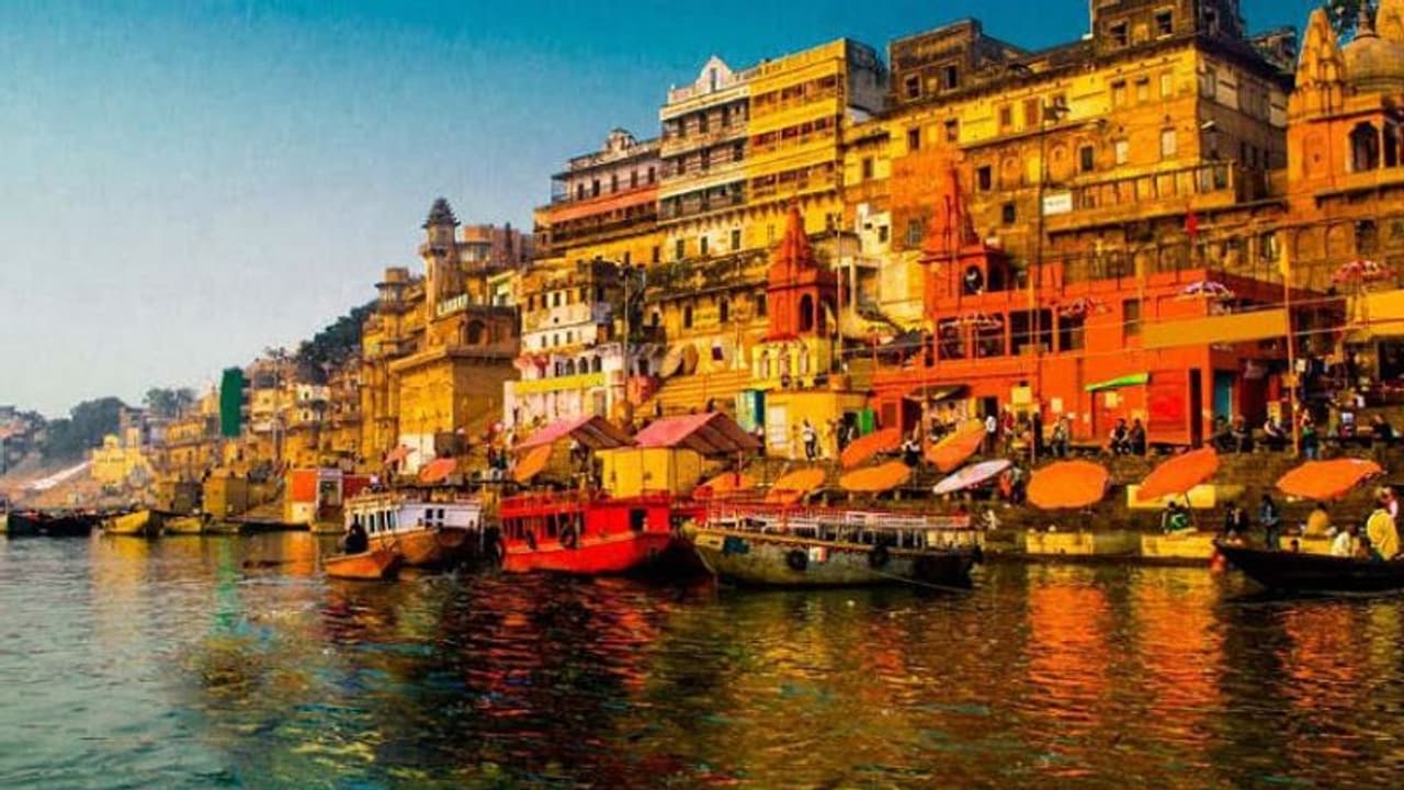 काशी की अंतरगृही यात्राओं को पुनर्जीवित करने में जुटी योगी सरकार, 301 पौराणिक मंदिरों का हो रहा जीर्णोद्धार काशी की अंतरगृही यात्राओं को पुनर्जीवित करने में जुटी योगी सरकार, 301 पौराणिक मंदिरों का हो रहा जीर्णोद्धार