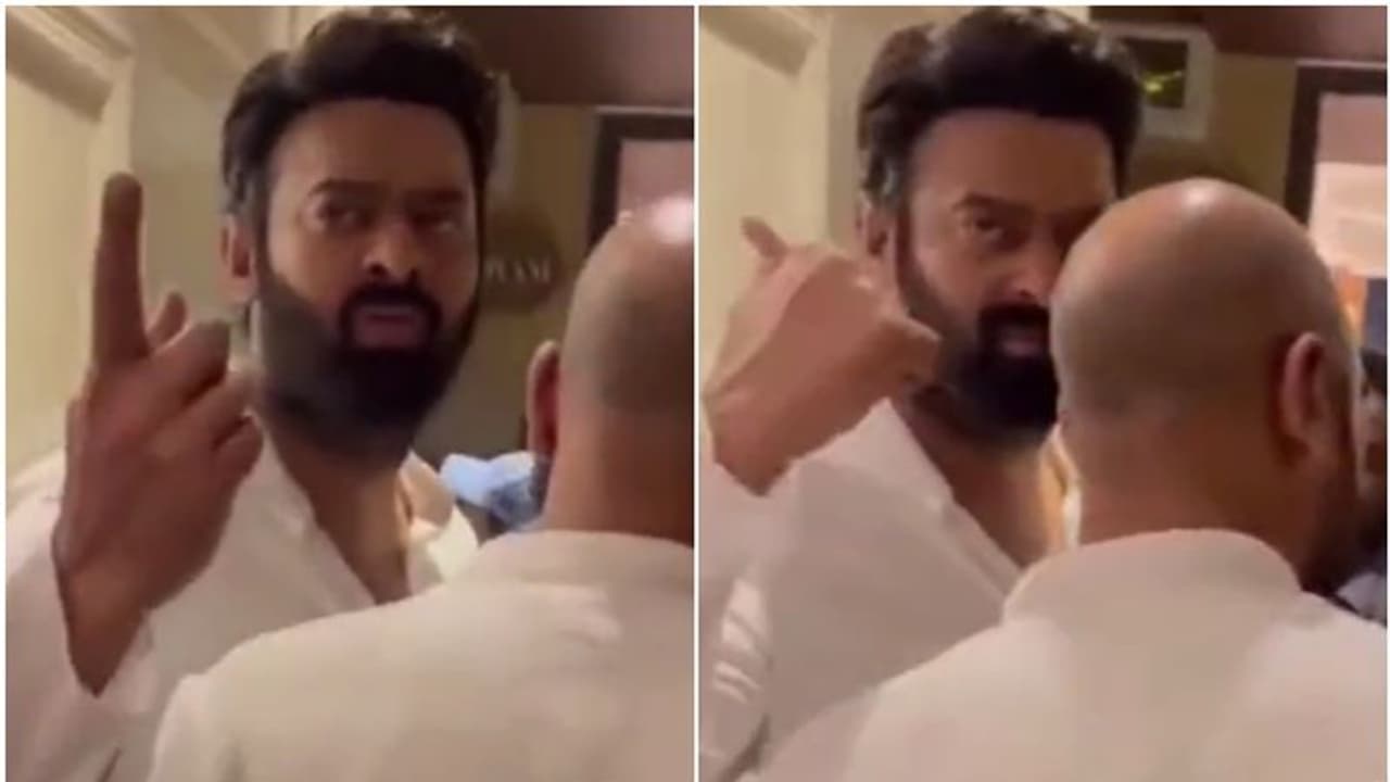 Adipurush; ಟೀಸರ್ ನೋಡಿ ಗರಂ ಆದ್ರಾ ಪ್ರಭಾಸ್? ಕೋಪದಿಂದ ನಿರ್ದೇಶಕರನ್ನು ಕರೆದ ವಿಡಿಯೋ ವೈರಲ್ Adipurush; ಟೀಸರ್ ನೋಡಿ ಗರಂ ಆದ್ರಾ ಪ್ರಭಾಸ್? ಕೋಪದಿಂದ ನಿರ್ದೇಶಕರನ್ನು ಕರೆದ ವಿಡಿಯೋ ವೈರಲ್