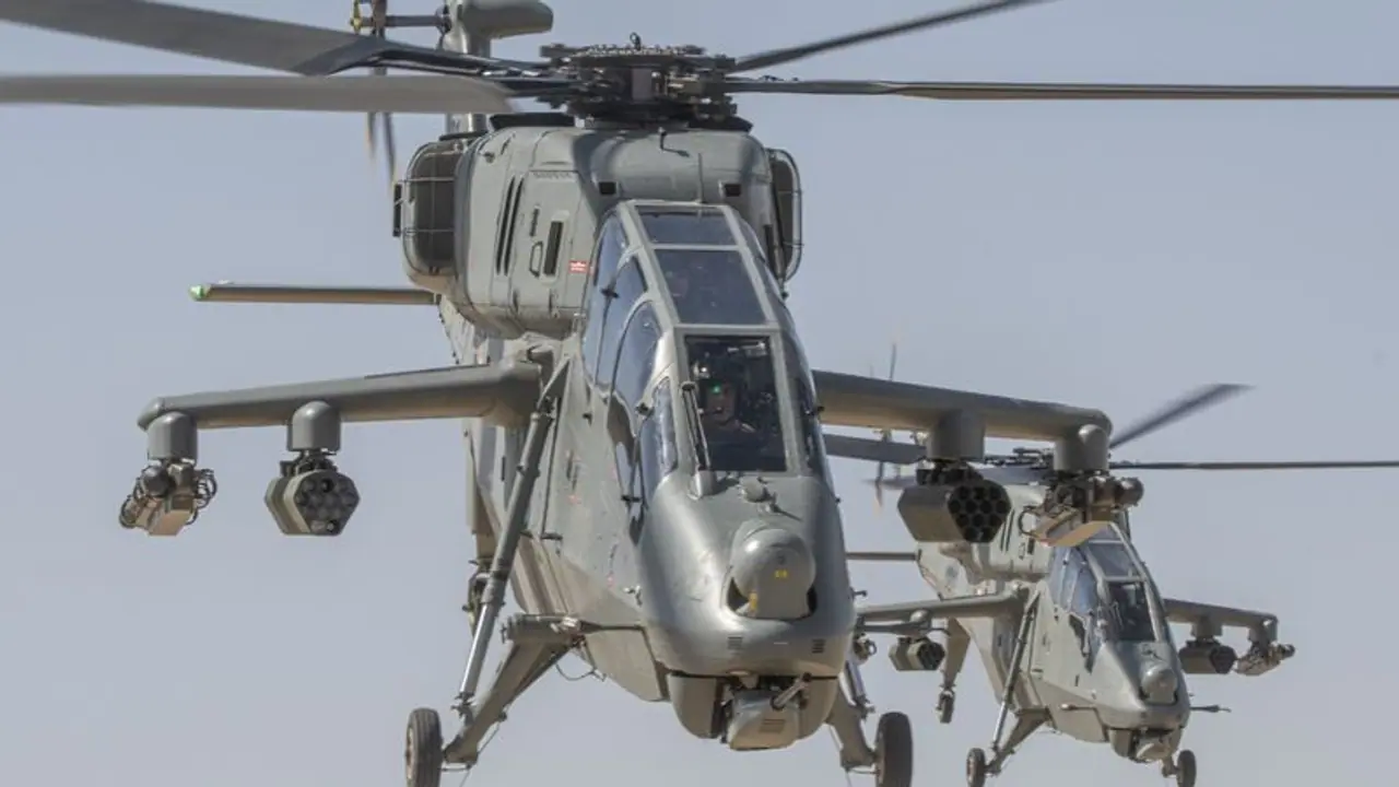 एयरफोर्स डे परेड 2022: 83 एयरक्राफ्ट फ्लाईपास्ट में लेंगे हिस्सा, पहली बार एयरशो में दिखेगा LCH हेलीकॉप्टर एयरफोर्स डे परेड 2022: 83 एयरक्राफ्ट फ्लाईपास्ट में लेंगे हिस्सा, पहली बार एयरशो में दिखेगा LCH हेलीकॉप्टर