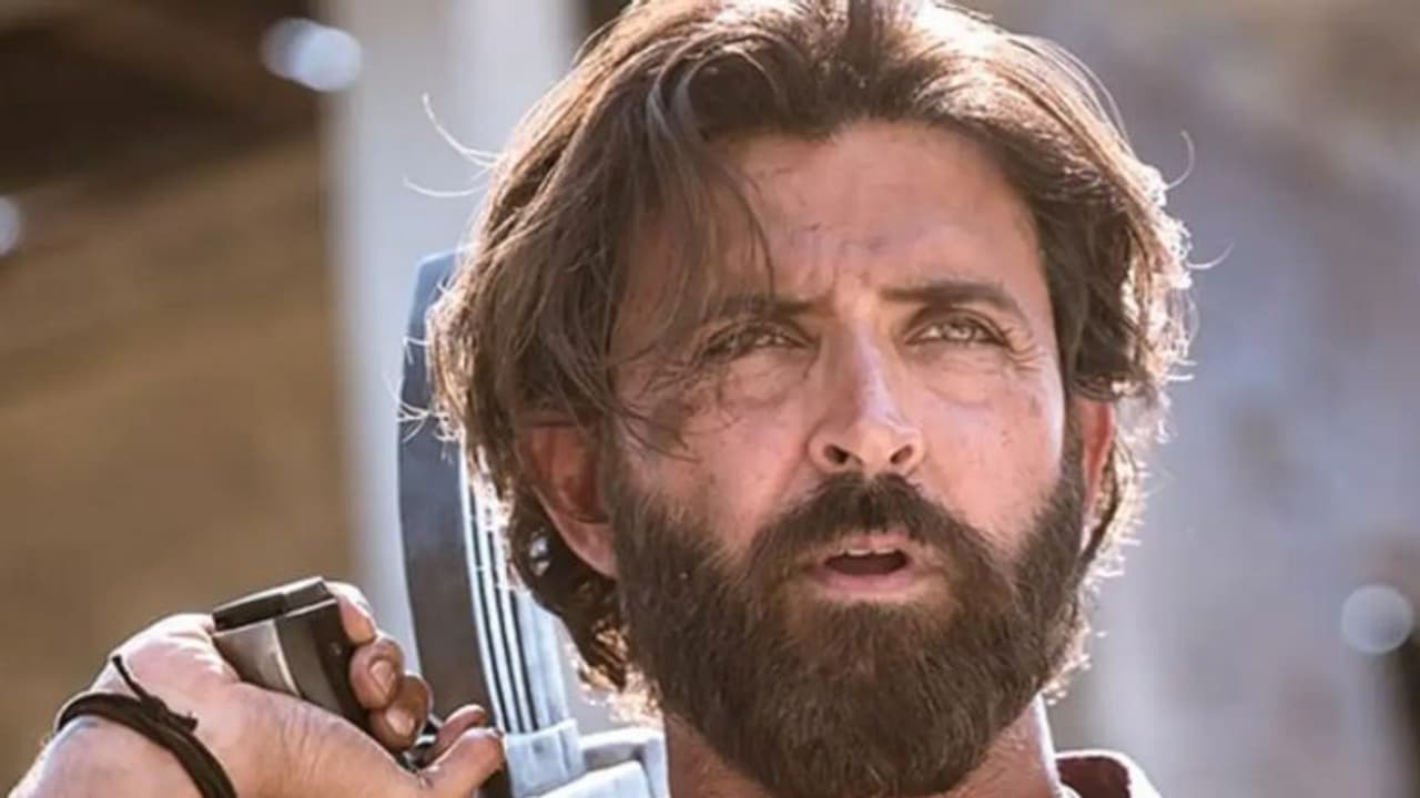 കളക്ഷനില് നേരിയ മുന്നേറ്റം, 'വിക്രം വേദ' 50 കോടിയിലേക്ക് കളക്ഷനില് നേരിയ മുന്നേറ്റം, 'വിക്രം വേദ' 50 കോടിയിലേക്ക്