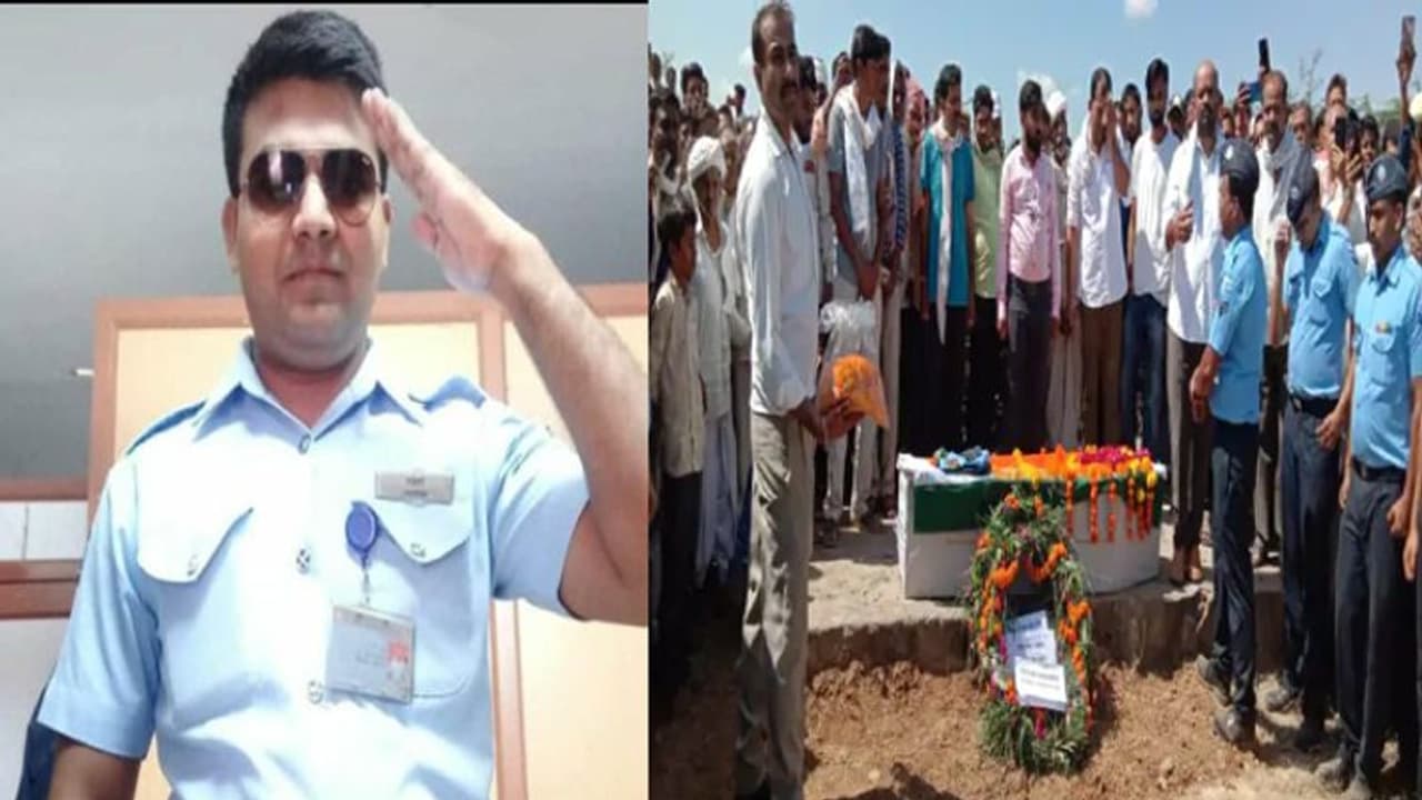 एयरफोर्स ऑफिसर ने स्टांप पेपर पर लिखा इमोशनल सुसाइड नोट, मां ने पढ़ा तो लाश के पास बैठकर घंटों रोई एयरफोर्स ऑफिसर ने स्टांप पेपर पर लिखा इमोशनल सुसाइड नोट, मां ने पढ़ा तो लाश के पास बैठकर घंटों रोई