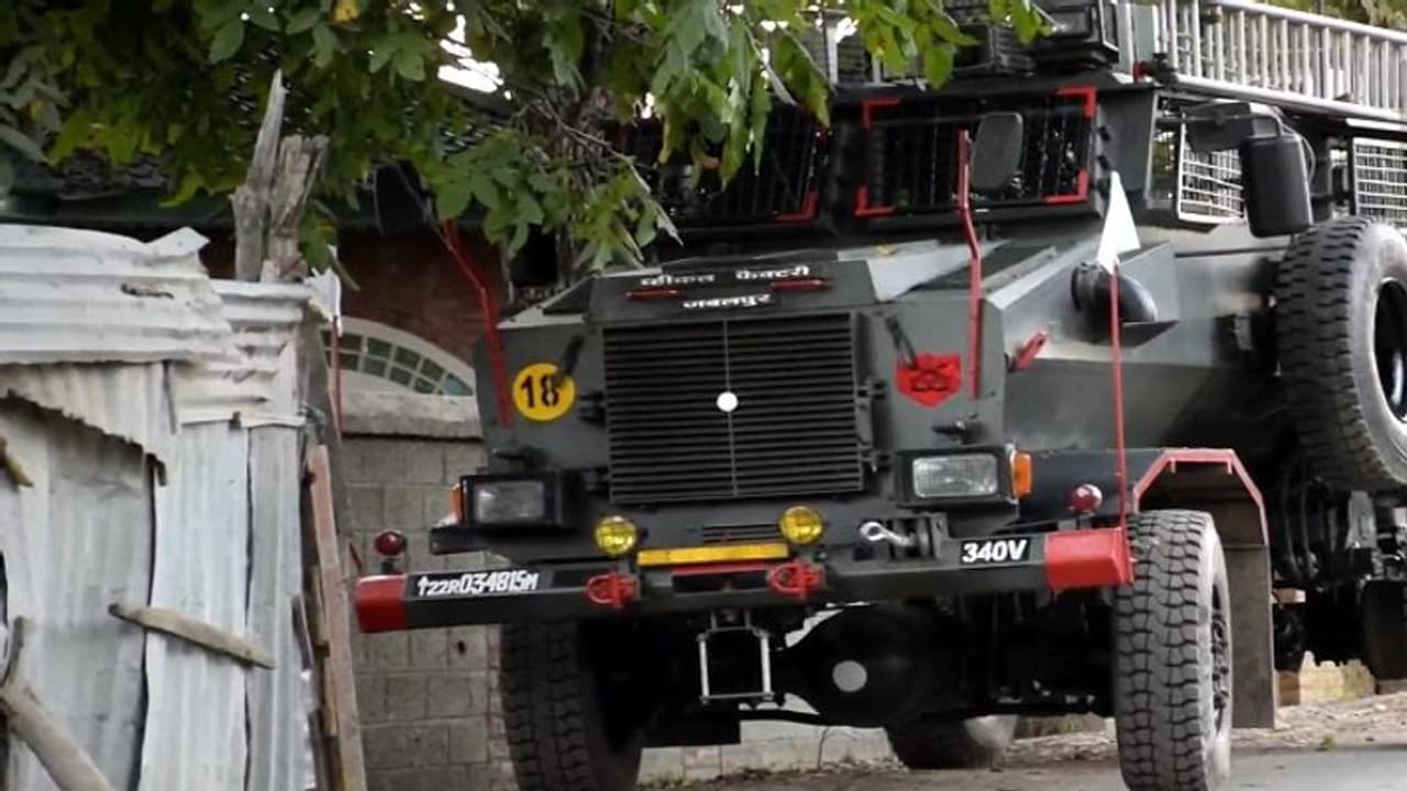 जम्मू कश्मीर: मुठभेड़ में मारे गए 4 आतंकी, शोपियां में 2 जगह चल रहा एनकाउंटर, मारा गया SPO का हत्यारा दहशतगर्द जम्मू कश्मीर: मुठभेड़ में मारे गए 4 आतंकी, शोपियां में 2 जगह चल रहा एनकाउंटर, मारा गया SPO का हत्यारा दहशतगर्द