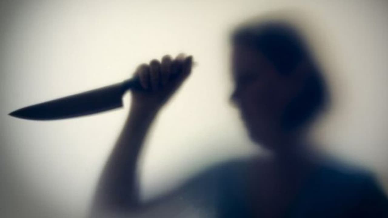 शादीशुदा महिला को पड़ोसी से हुआ प्यार, जब पति ने बीच में लड़ाई टांग तो काट दिया बॉडी पार्ट