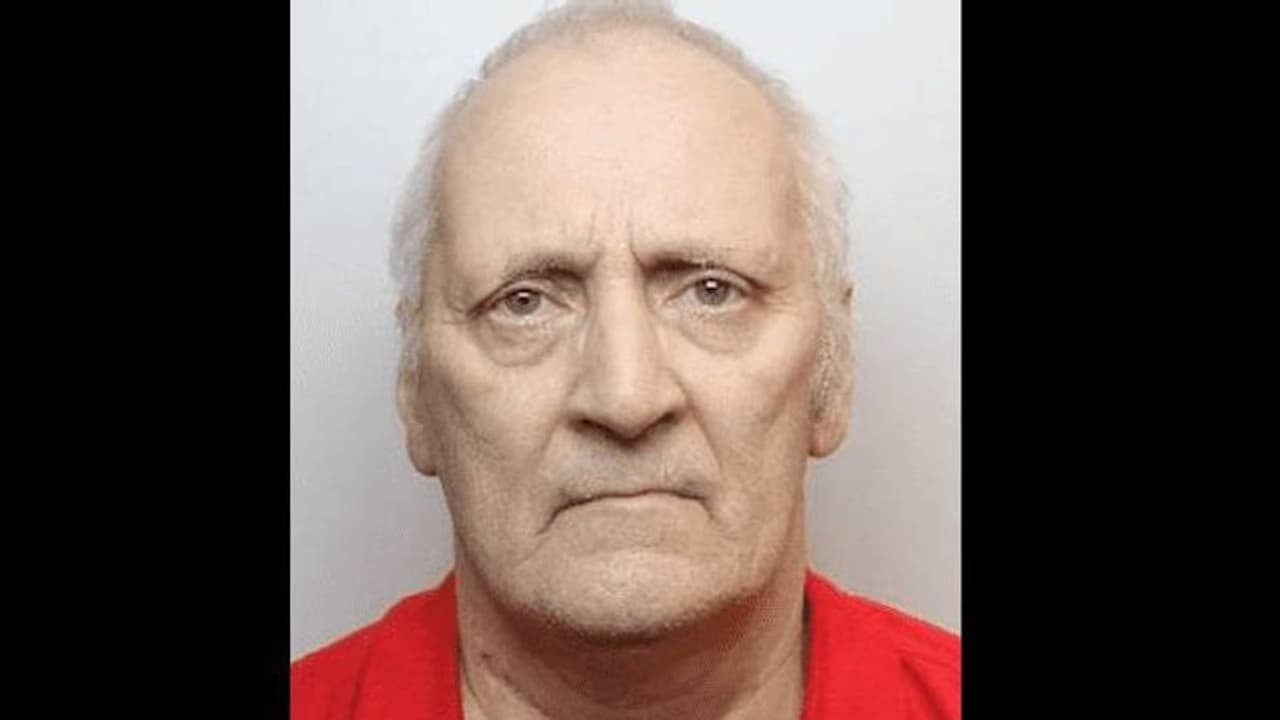 കുട്ടികളായിരിക്കുമ്പോൾ തങ്ങളെ പീഡിപ്പിച്ചത് ഒരേ പുരുഷൻ, 40 വർഷത്തിന് ശേഷം തിരിച്ചറിഞ്ഞ് കസിൻസായ സ്ത്രീകൾ