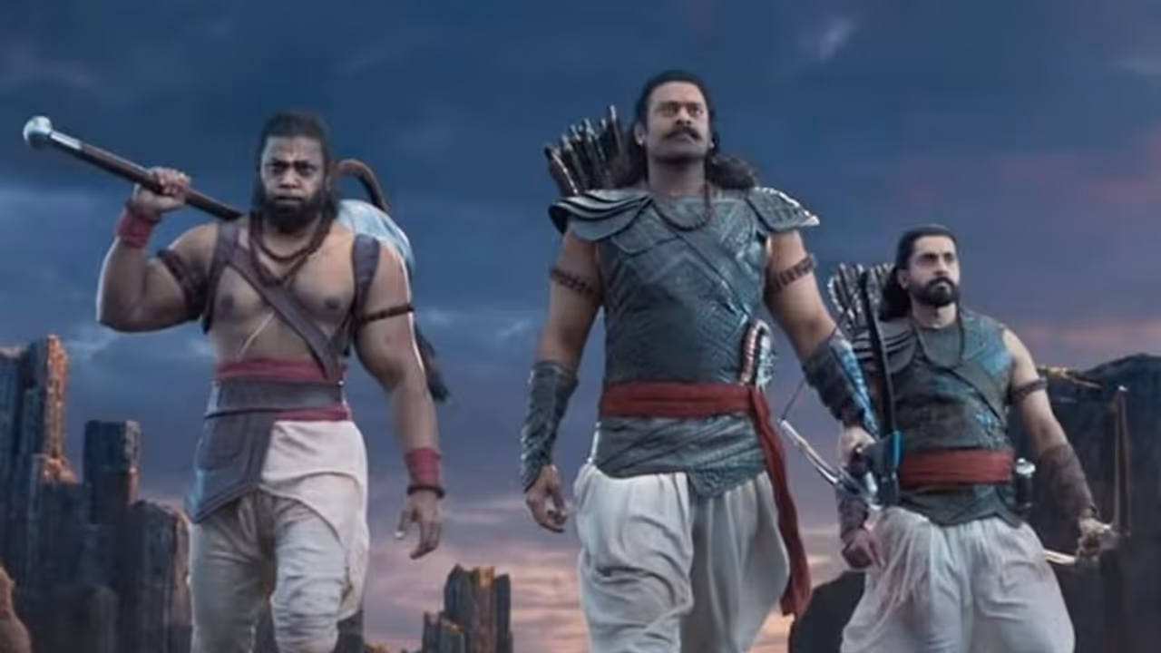 'হিন্দু দেবতারা সুদর্শন নয়!' আদিপুরুষ প্রসঙ্গে মুখ খুললেন মুকেশ খান্না 'হিন্দু দেবতারা সুদর্শন নয়!' আদিপুরুষ প্রসঙ্গে মুখ খুললেন মুকেশ খান্না