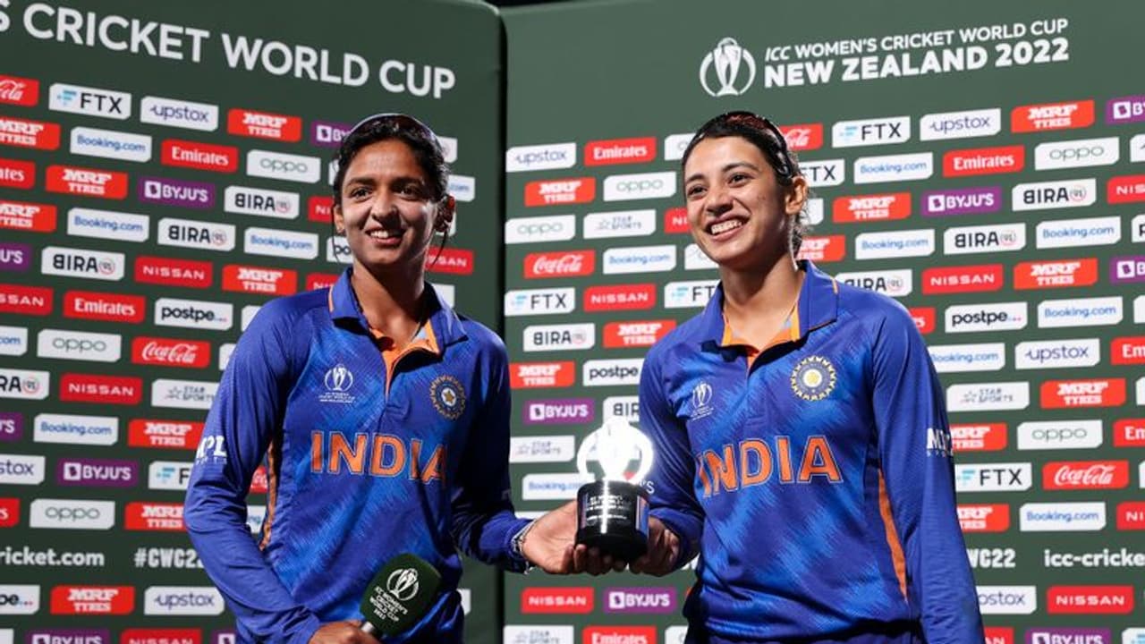 സെപ്റ്റംബറിലെ ഐസിസി വനിതാ താരം: സ്മൃതിയും ഹര്‍മനും പട്ടികയില്‍