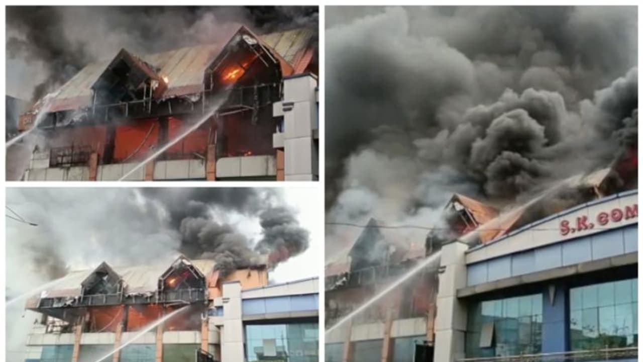 തൃശൂരിൽ സൈക്കിൾ കടയിൽ തീപ്പിടിത്തം, തീയണച്ചു തൃശൂരിൽ സൈക്കിൾ കടയിൽ തീപ്പിടിത്തം, തീയണച്ചു