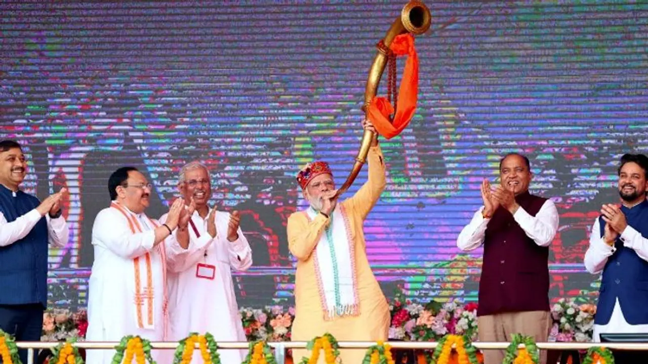 'রণসিংহে' ফুঁ দিয়ে ভোট যুদ্ধের ঘোষণা, হিমাচল প্রদেশে কংগ্রেসকে কটাক্ষ মোদীর 