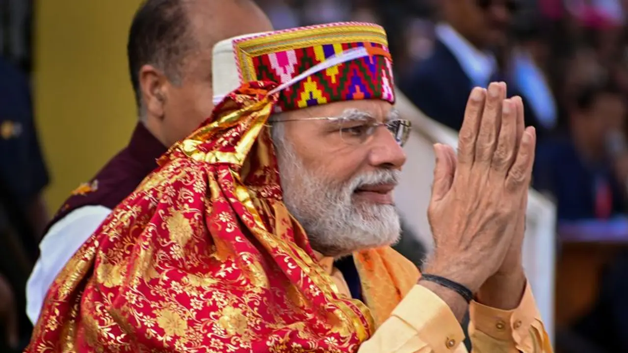 'ಚರ್ಚಿಲ್‌ ಬಗ್ಗೆಯೂ ಸಿರೀಸ್‌ ಮಾಡಿ..'ಪಿಎಂ ಮೋದಿ ಕುರಿತಾಗಿ ಬಿಬಿಸಿ ಸರಣಿಗೆ ಟ್ವಿಟರ್‌ನಲ್ಲಿ ಟೀಕೆ!