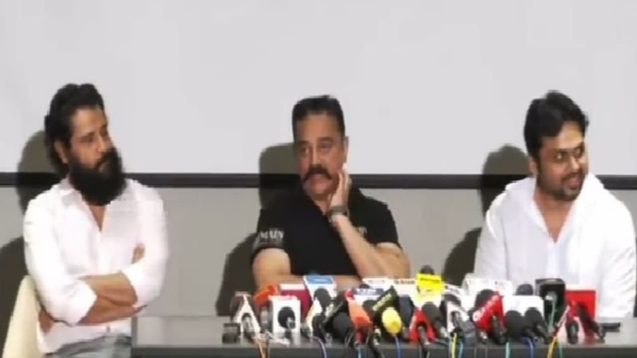 ராஜராஜ சோழன் இந்து மதமா? கமல் ஹாசன் சொன்ன பதில் இதுதான்!! ராஜராஜ சோழன் இந்து மதமா? கமல் ஹாசன் சொன்ன பதில் இதுதான்!!