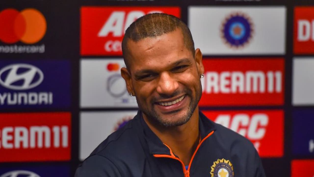 HBD Shikhar Dhawan: विकेट कीपर के तौर पर शुरू किया क्रिकेट करियर, जानें कैसे बन बैठे टीम इंडिया के 'गब्बर'