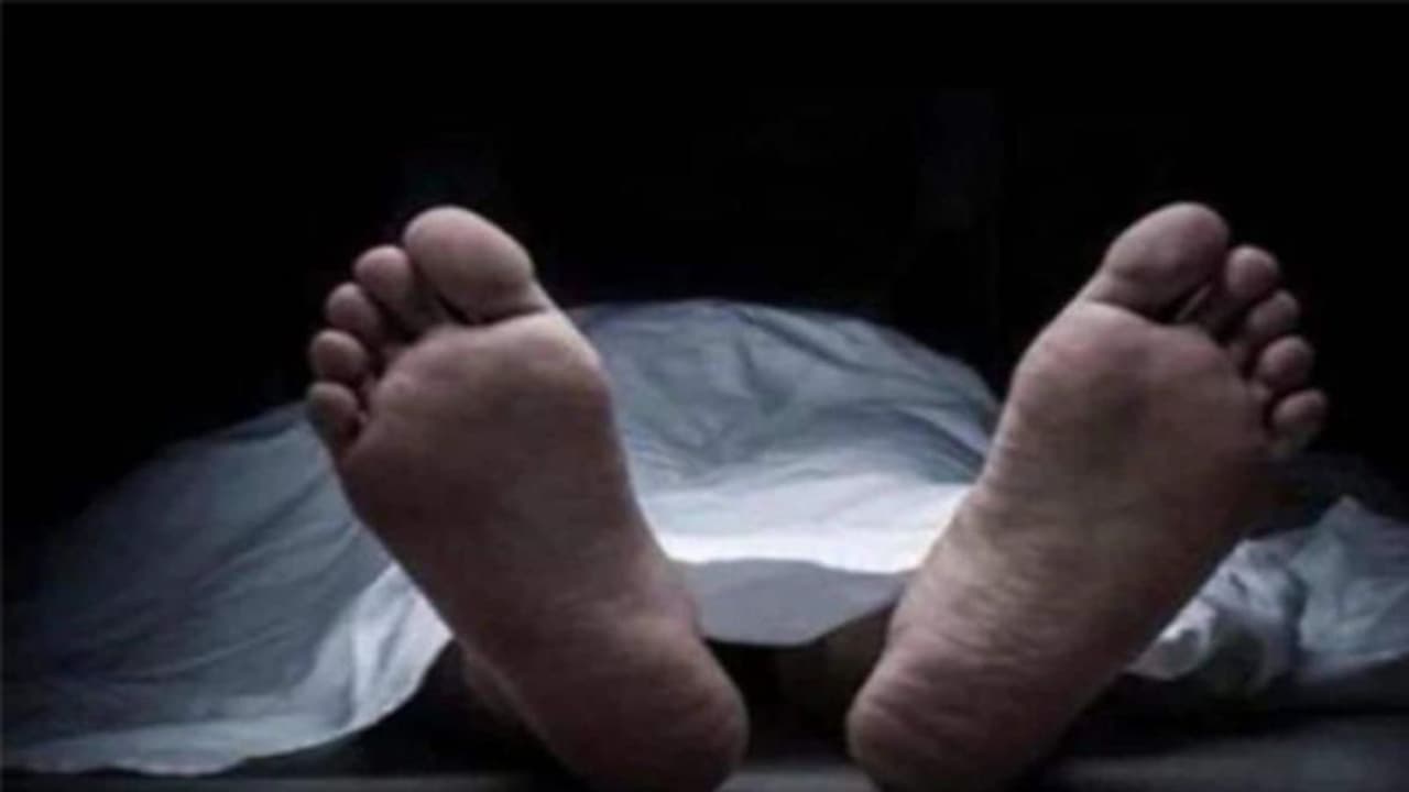 കെട്ടിട നിർമാണ തൊഴിലാളിയായ യുവാവ് കിണറ്റിൽ മരിച്ച നിലയിൽ; ദുരൂഹത