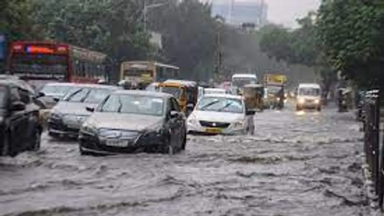 உஷார் !! சென்னையில் கனமழை.. இன்று 12 மாவட்டங்களில் கனமழை.. வானிலை அப்டேட்..