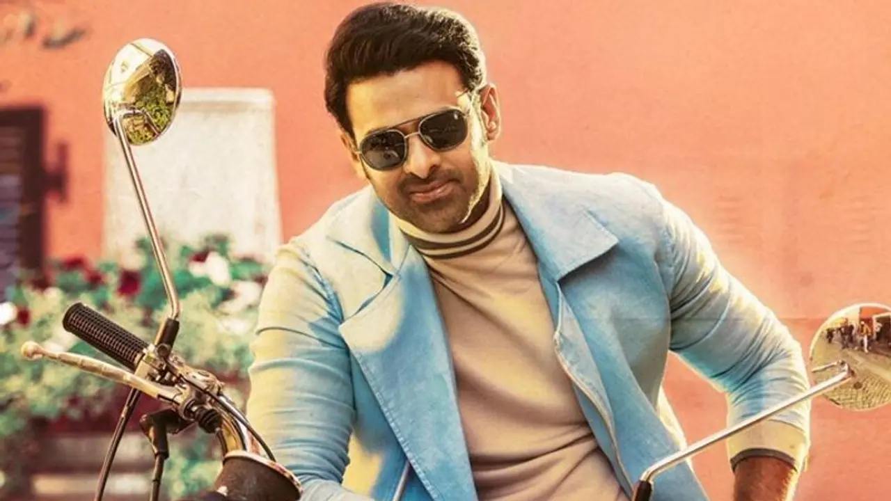 Prabhas: పుట్టిన రోజున ఫ్యాన్స్ కు ప్రభాస్ డబుల్ ట్రీట్ Prabhas: పుట్టిన రోజున ఫ్యాన్స్ కు ప్రభాస్ డబుల్ ట్రీట్