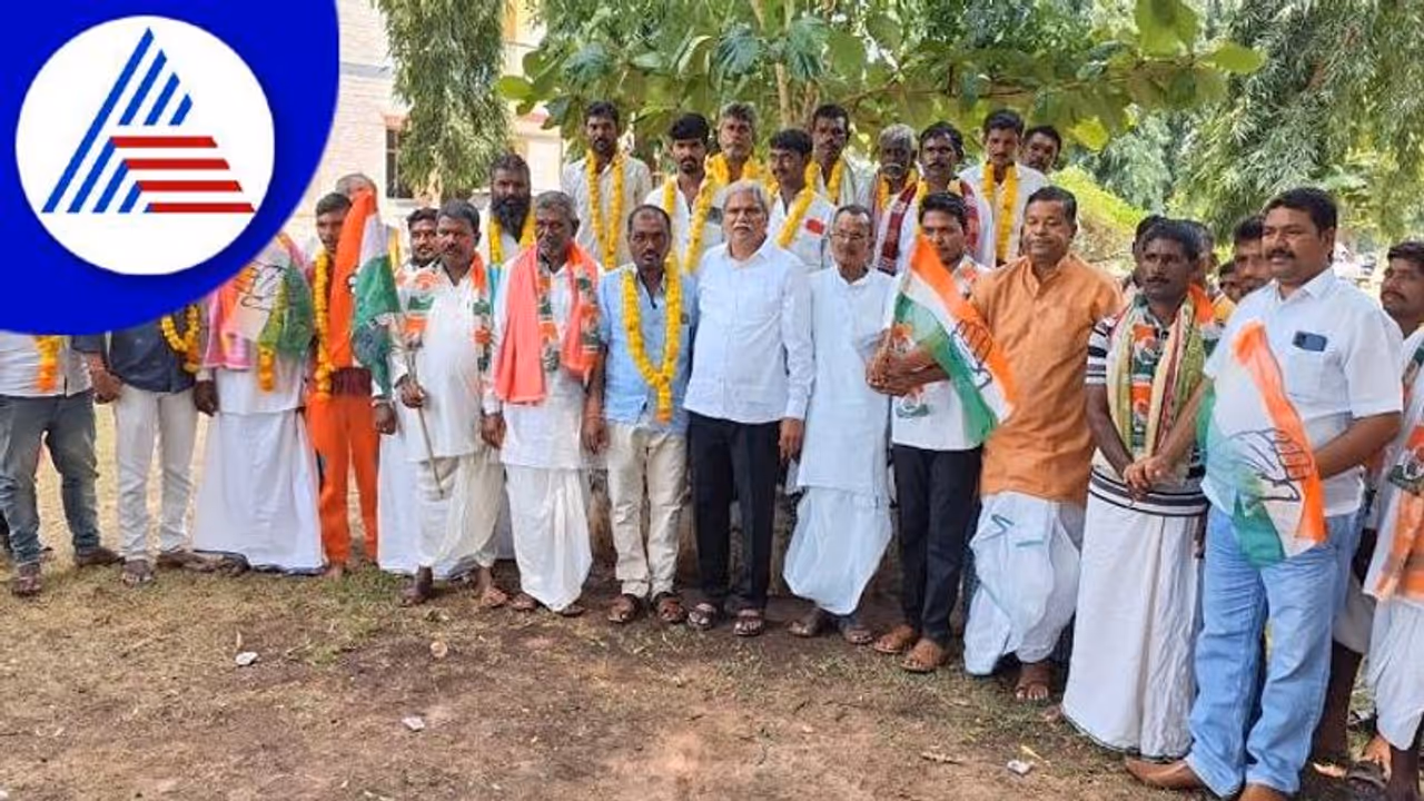 'ಬಿಜೆಪಿ ದುರಾಡಳಿತಕ್ಕೆ ಬೇಸತ್ತು ಕಾಂಗ್ರೆಸ್ಗೆ ಸೇರ್ಪಡೆ' 'ಬಿಜೆಪಿ ದುರಾಡಳಿತಕ್ಕೆ ಬೇಸತ್ತು ಕಾಂಗ್ರೆಸ್ಗೆ ಸೇರ್ಪಡೆ'