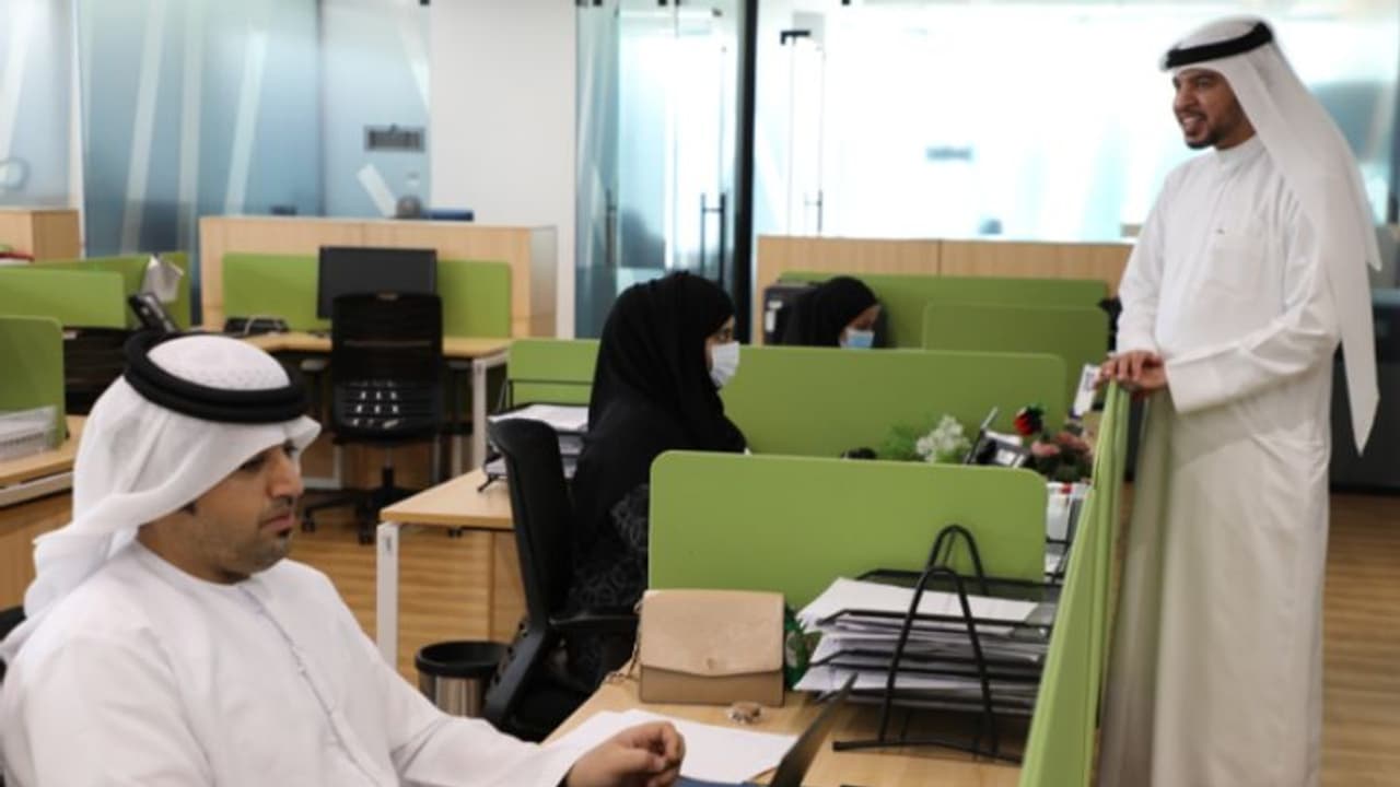 എല്ലാ മേഖലകളിലും സാധ്യമാവുന്നത്ര ജോലികള് സ്വദേശിവത്കരിക്കാന് പ്രത്യേക പദ്ധതി തയ്യാറാക്കി യൂണിയന് കോപ് എല്ലാ മേഖലകളിലും സാധ്യമാവുന്നത്ര ജോലികള് സ്വദേശിവത്കരിക്കാന് പ്രത്യേക പദ്ധതി തയ്യാറാക്കി യൂണിയന് കോപ്