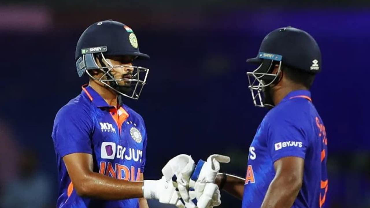 സഞ്ജുവിന്റെ പോരാട്ടം പാഴായി; ദക്ഷിണാഫ്രിക്കയ്‌ക്കെതിരെ ആദ്യ ഏകദിനത്തില്‍ ഇന്ത്യക്ക് തോല്‍വി