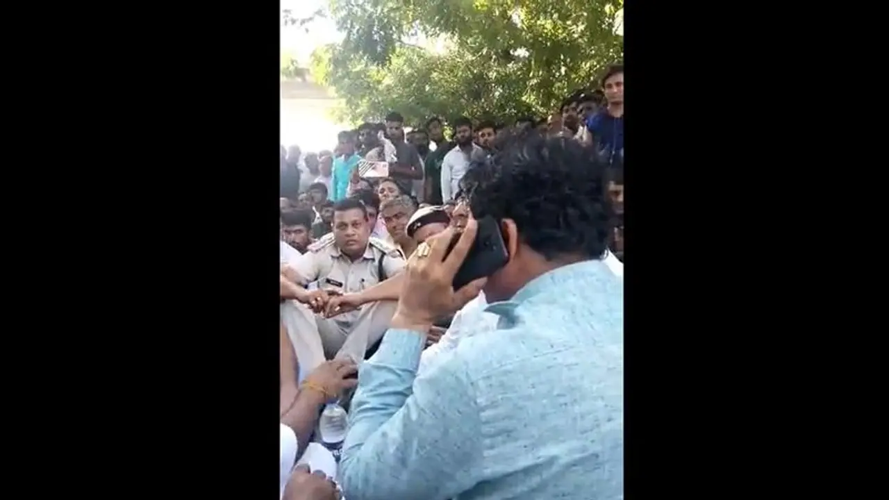 बीजेपी नेता पर राजस्थान पुलिस के अधिकारी को गाली देने का आरोप, पिटाई से हुई युवक की मौत का मामला