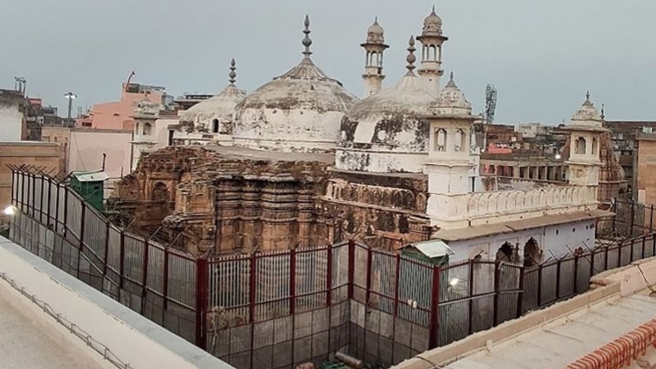 Gyanvapi mosque case: Varanasi Court likely to pronounce key verdict on carbon dating 'Shivling' today Gyanvapi mosque case: Varanasi Court likely to pronounce key verdict on carbon dating 'Shivling' today