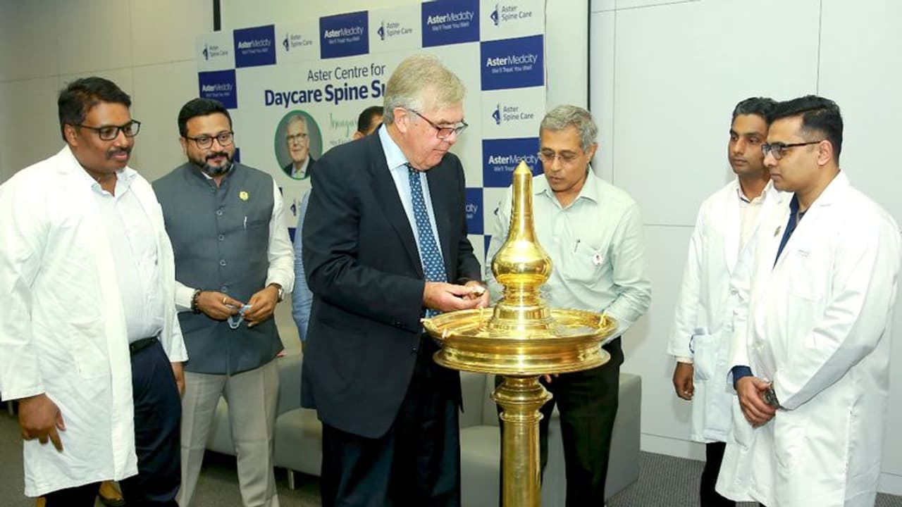 നട്ടെല്ല് സർജറി കഴിഞ്ഞ് അതേ ദിവസം വീട്ടിലേക്ക് മടങ്ങാം; ആസ്റ്ററിൽ ഡേ കെയർ സ്‌പൈൻ സെന്റർ 