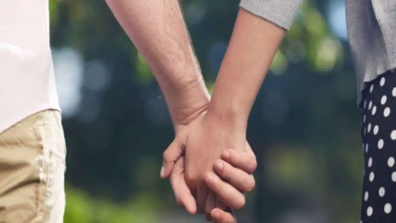 ഇഷ്ടപ്പെട്ടയാളെ ജീവിത പങ്കാളിയായി തെരഞ്ഞെടുക്കുന്നത് മനുഷ്യബന്ധത്തിൻ്റെ പൂർത്തീകരണമെന്ന് കോടതി