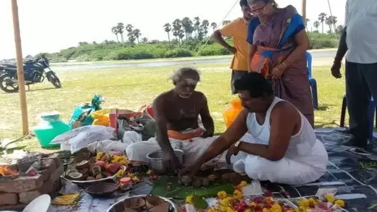 முன்னோர்கள் சொல்லும் சாங்கியமும் சம்பிரதாயமும்.. முன்னோர்கள் சொல்லும் சாங்கியமும் சம்பிரதாயமும்..