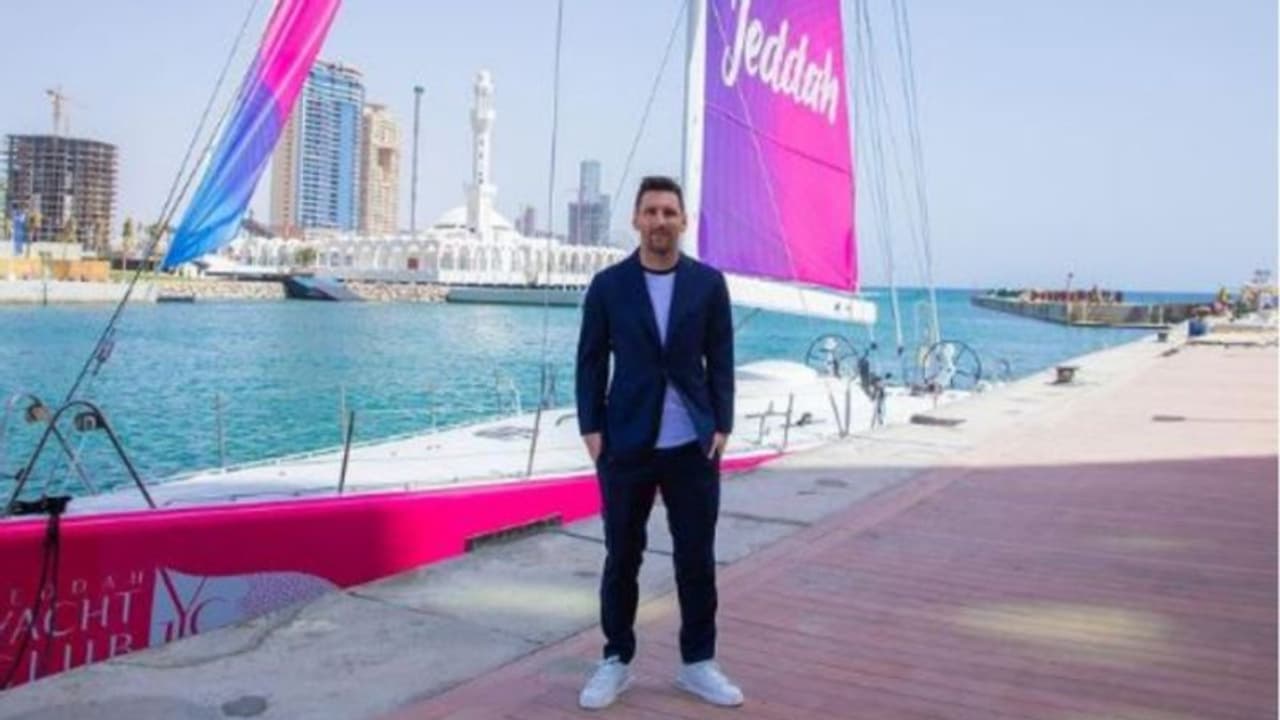 ഖത്തറിലേക്ക് പോകുന്നവര്‍ സൗദി അറേബ്യയും സന്ദര്‍ശിക്കണമെന്ന് മെസ്സി