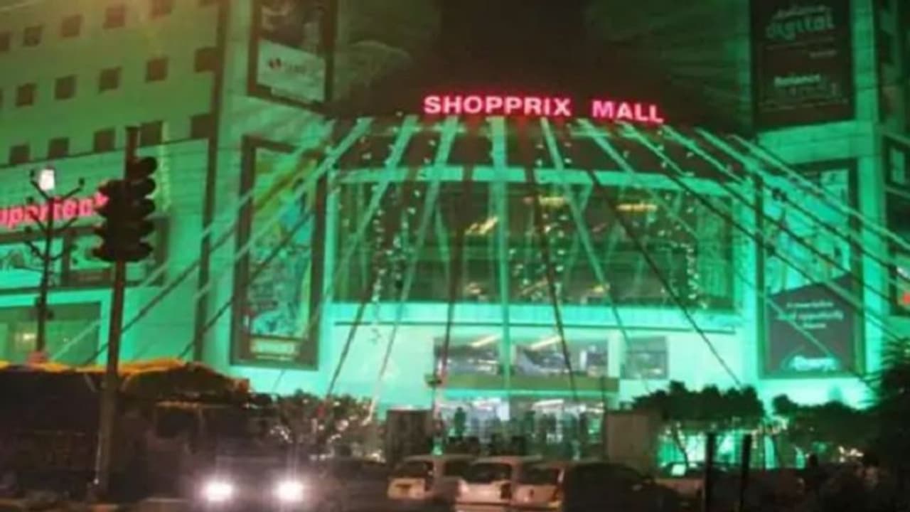 मेरठ: युवक ने मॉल में की छात्रा से अश्लीलता, पुलिस ने पकड़ा तो सामने आई हैरान कर देने वाली सच्चाई मेरठ: युवक ने मॉल में की छात्रा से अश्लीलता, पुलिस ने पकड़ा तो सामने आई हैरान कर देने वाली सच्चाई