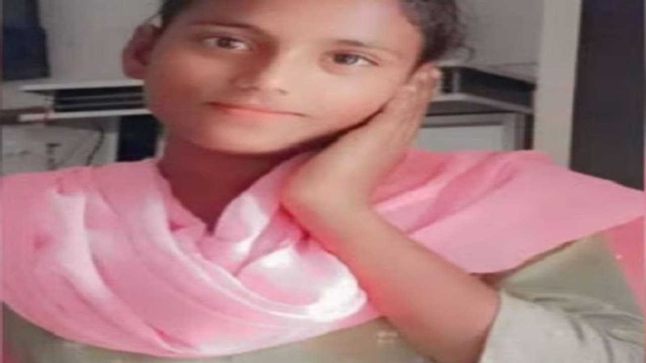 मेरठ: बेटी के चरित्र पर था शक, करोड़ों की जमीन हथियाने के लिए सौतेले पिता ने नाबालिग को दी दर्दनाक मौत मेरठ: बेटी के चरित्र पर था शक, करोड़ों की जमीन हथियाने के लिए सौतेले पिता ने नाबालिग को दी दर्दनाक मौत