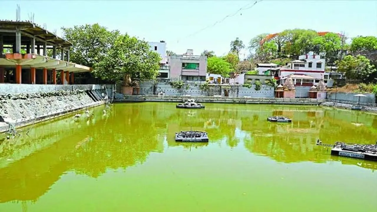 Mahakal Lok: उज्जैन में है सप्त सागर, कहीं चढ़ाते हैं खीर तो कहीं मालपुआ, जानें क्या है ये परंपरा? Mahakal Lok: उज्जैन में है सप्त सागर, कहीं चढ़ाते हैं खीर तो कहीं मालपुआ, जानें क्या है ये परंपरा?