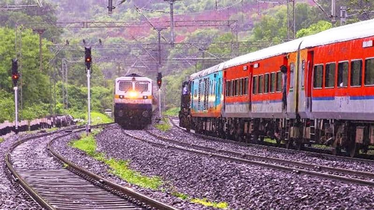 Cancel Trains List: 10 अक्टूबर को कैंसिल रहेंगी 93 ट्रेनें, यात्रा से पहले ऐसे चेक करें अपनी गाड़ी का स्टेटस 