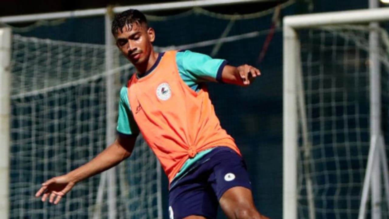 എടികെ മോഹന് ബഗാന് ഇന്ന് ആദ്യ മത്സരത്തിന്, ആഷിഖ് കുരുണിയന് അരങ്ങേറ്റം; എതിരാളി ചെന്നൈയിന് എഫ്സി എടികെ മോഹന് ബഗാന് ഇന്ന് ആദ്യ മത്സരത്തിന്, ആഷിഖ് കുരുണിയന് അരങ്ങേറ്റം; എതിരാളി ചെന്നൈയിന് എഫ്സി